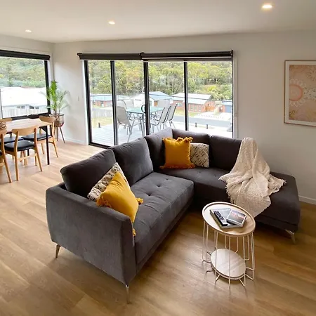 Albatross Rise - Modern Family Home Hobart Exterior photo