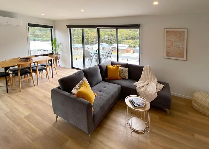 Albatross Rise - Modern Family Home