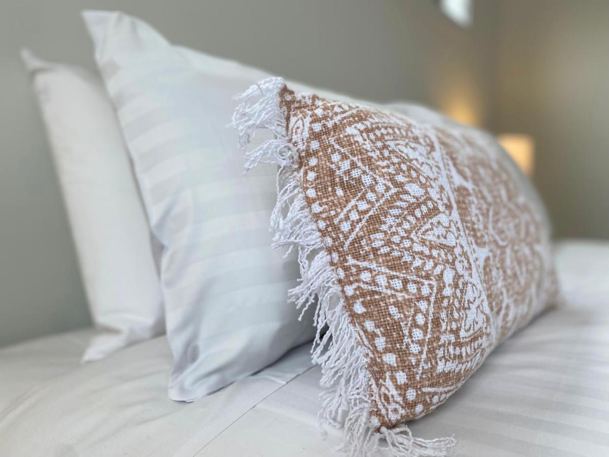 Albatross Rise - Modern Family Holiday home Hobart